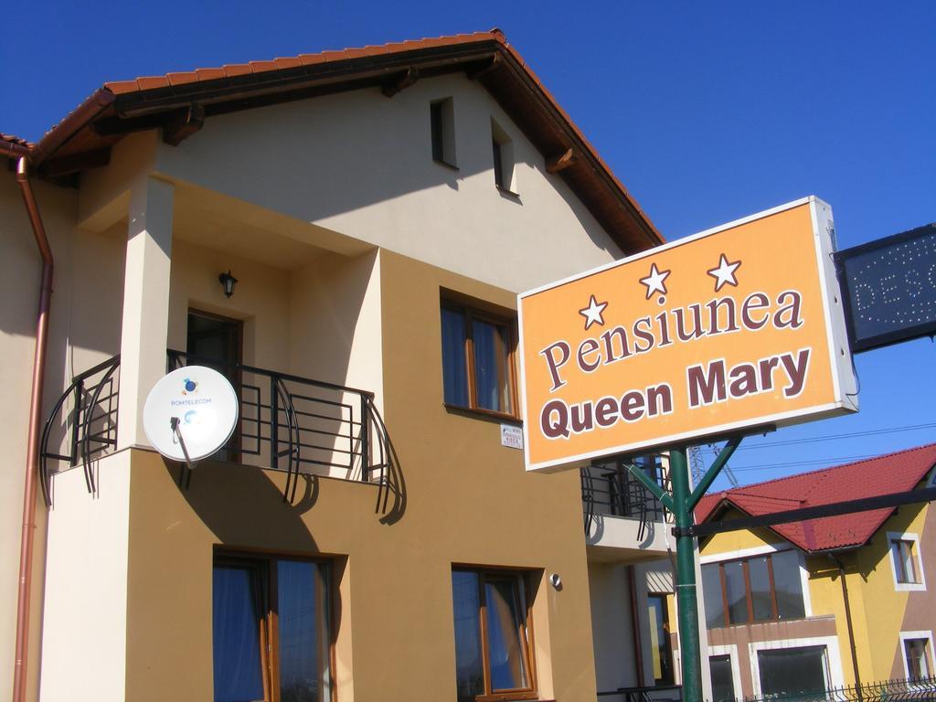 Pensiunea Queen Mary Sînpetru Екстериор снимка